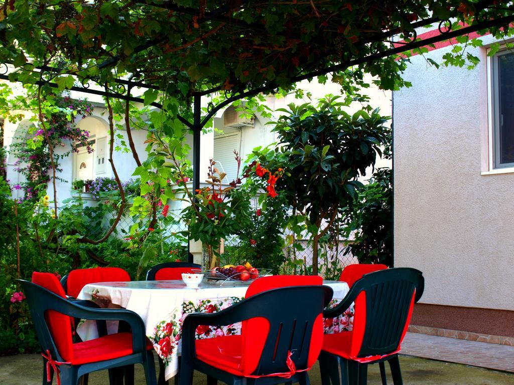 Friendly House Apartment Ulcinj Exterior photo