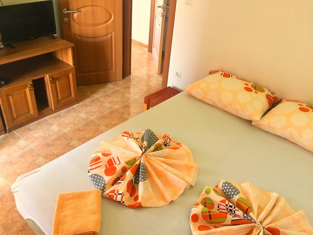 Friendly House Apartment Ulcinj Exterior photo